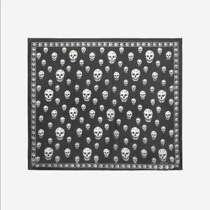 Alexander McQueen silk chiffon skull scarf with fringed edge - black